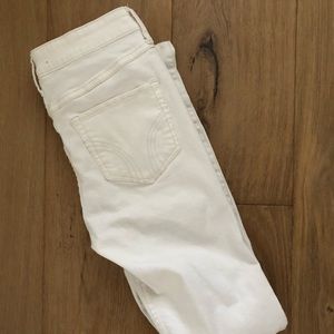 Hollister skinny jeans size 26 or 3
